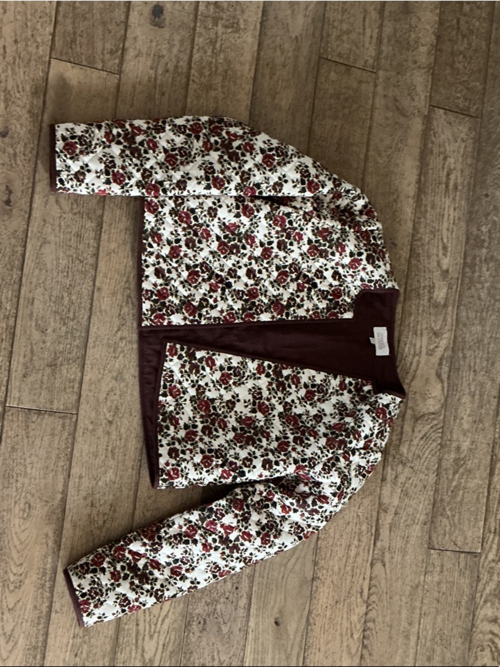 Floral Quilted Cropped Blazer in White and Burgundy